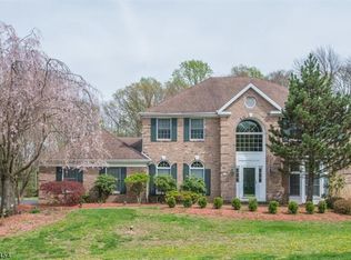 22 Castle Ct, Randolph, NJ 07869