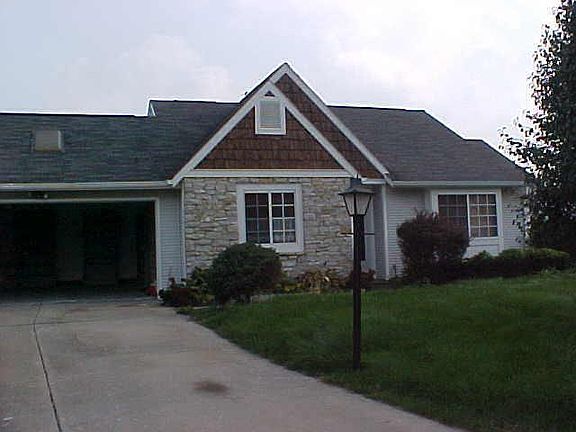3rd image of 2923 Grassy Creek Dr
