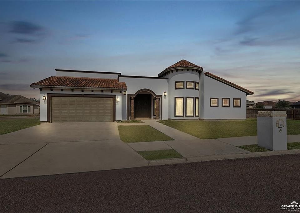 1st image of 511 Mi Vida St