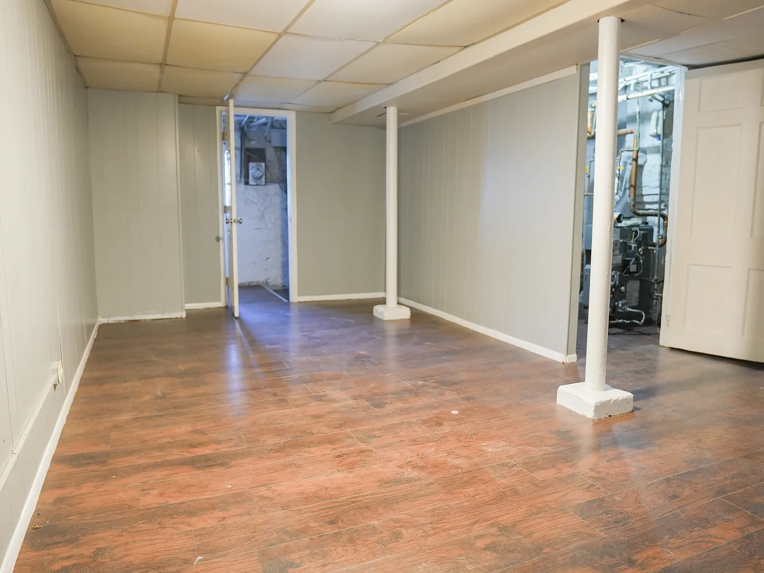 3126 Normount Ave — Photo 2