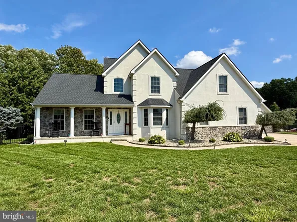 2329 Bella Rosa Ct, Vineland, NJ 08361