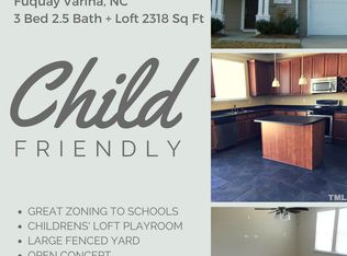 336 Larktree Ln, Fuquay Varina, NC 27526