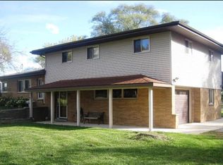 W124S8236 N Cape Rd, Muskego, WI 53150