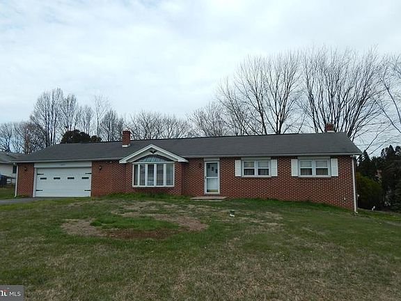 2nd image of 2420 Fairview Dr