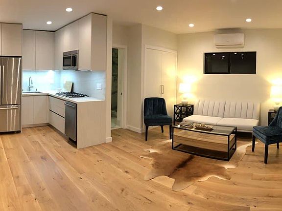 4th image of 3529 Greenfield Ave #2