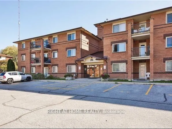 25 Meadow Ln Unit 304, Barrie, ON L4N 7K2