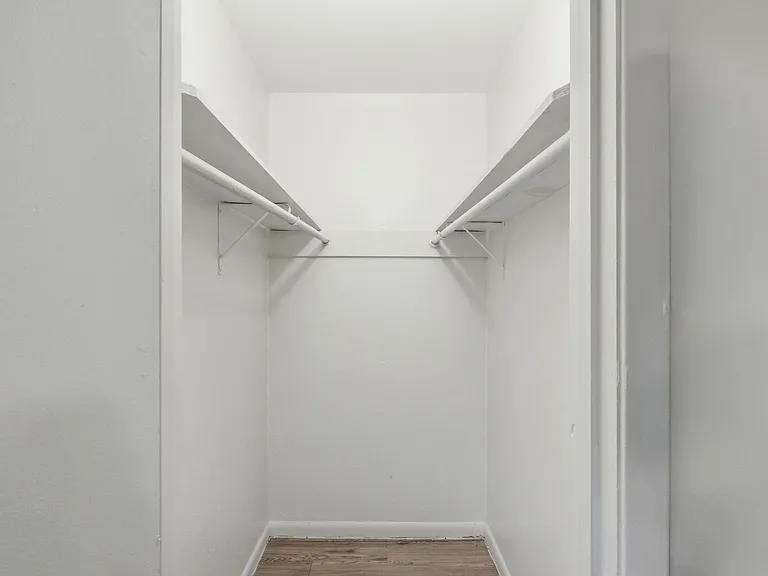 2314 Parker Ln — Photo 13