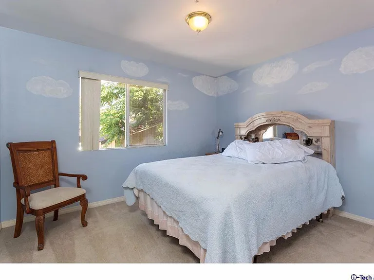2469 Montrose Ave #E — Photo 16