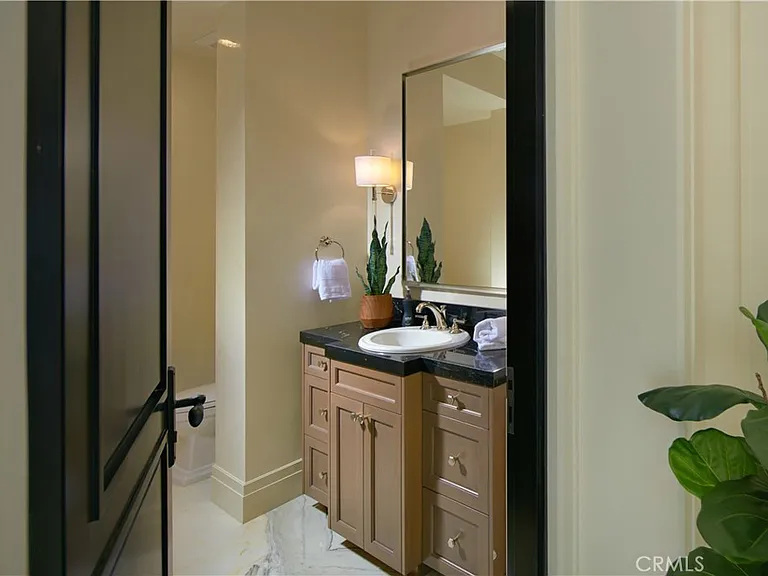 3 Del Mar — Photo 17