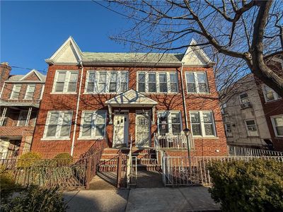 943 E 29th St, Brooklyn, NY, 11210