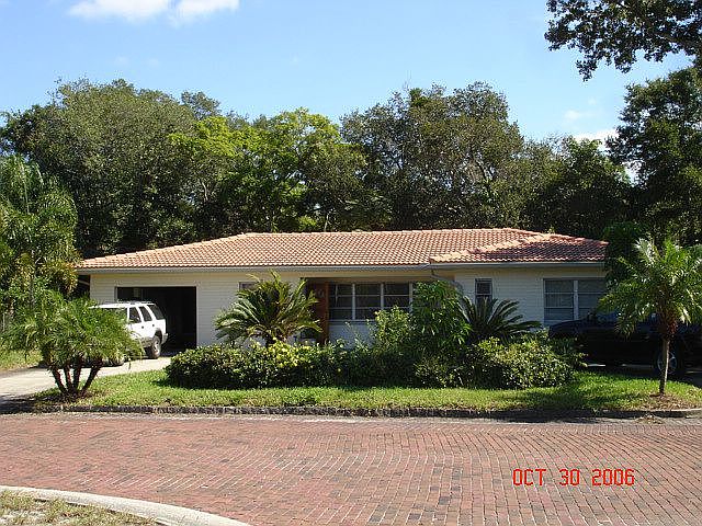 1st image of 2428 2nd St S