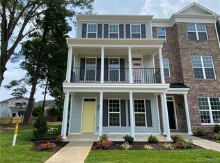 305 Randolph View Dr, Midlothian, VA 23114