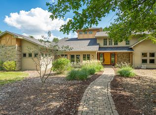 3531 18th St, Charleston, IL 61920