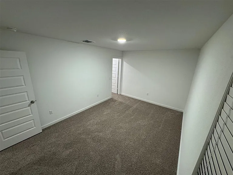 204 James River Dr — Photo 29