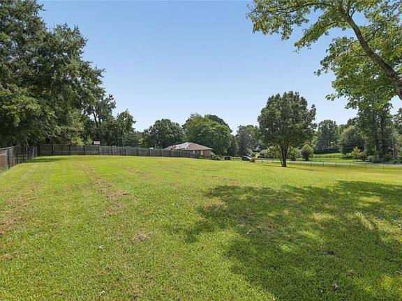 4th image of 2843 Crabapple Cir #13