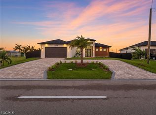 2006 Nelson Rd N, Cape Coral, FL 33993