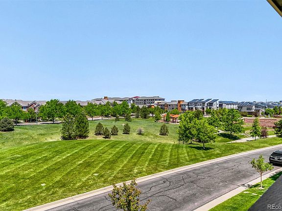 3rd image of 10262 Greentrail Circle