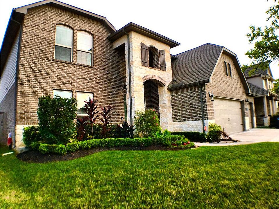 1st image of 25611 British Pine Ct