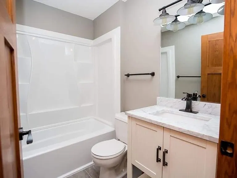 1551 Namekagon St #6 — Photo 3