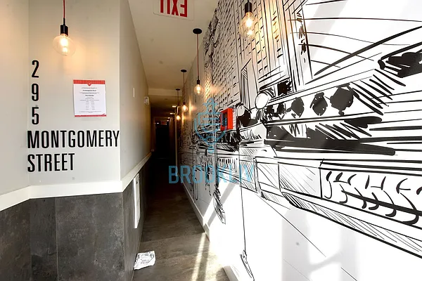 Rented by null | media 40