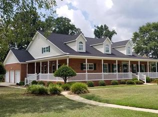 118 Foxfire Dr, Dothan, AL 36301