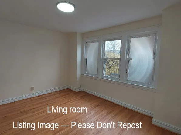 (undisclosed Address), South Richmond Hill, NY 11419