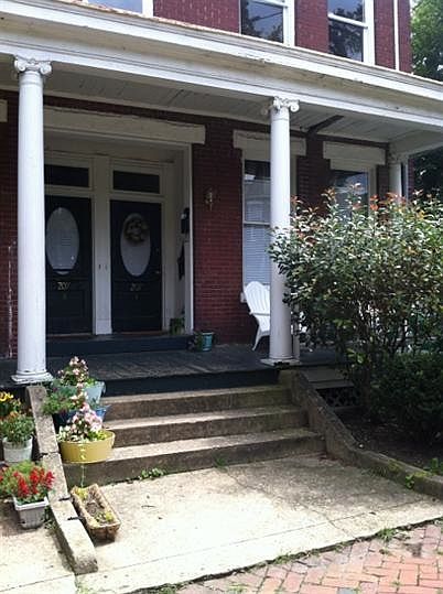 1st image of 207 N 28th St #B