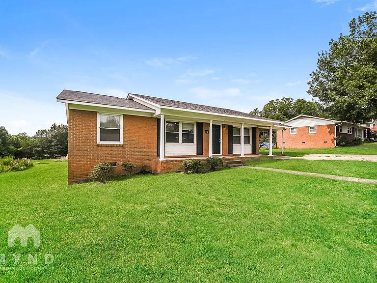 221 Tanglewood Dr — Photo 18