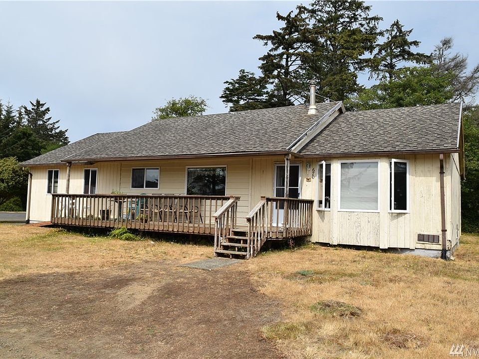 1st image of 670 Lake Island Ave SE