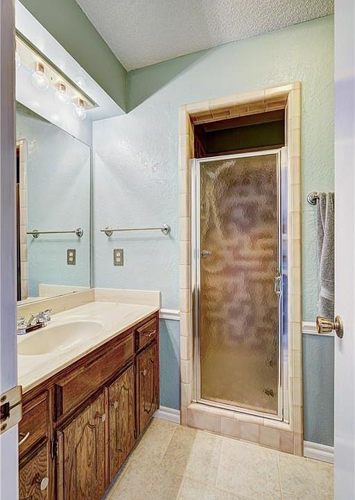 1st image of 3817 Windscape Ct