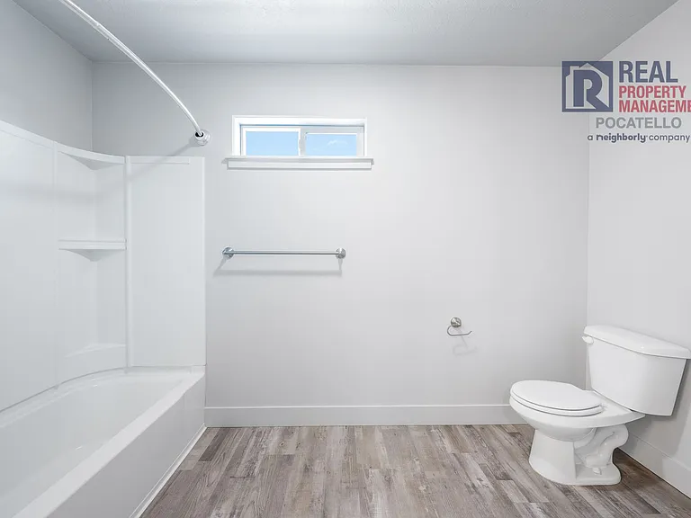 1829 W Quinn Rd — Photo 15