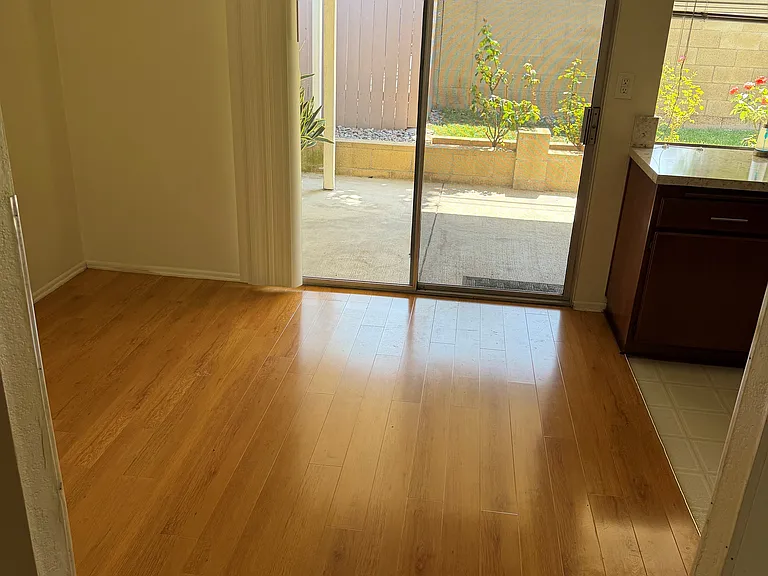 545 S Silktree Cir #545 — Photo 8