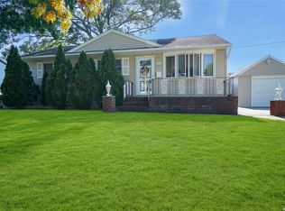 753 Patterson Ave, Franklin Square, NY 11010