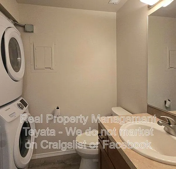 816 20th St #100 — Photo 12