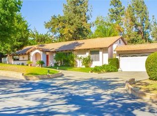 822 N Easley Canyon Rd, Glendora, CA 91741