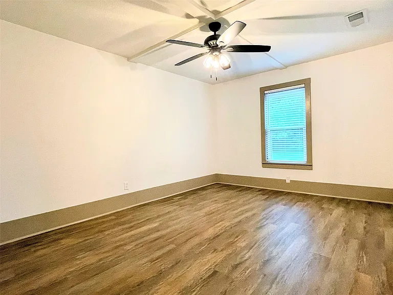 210 W Crescent Dr — Photo 20