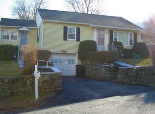 56 Margaret St, Southbridge, MA 01550