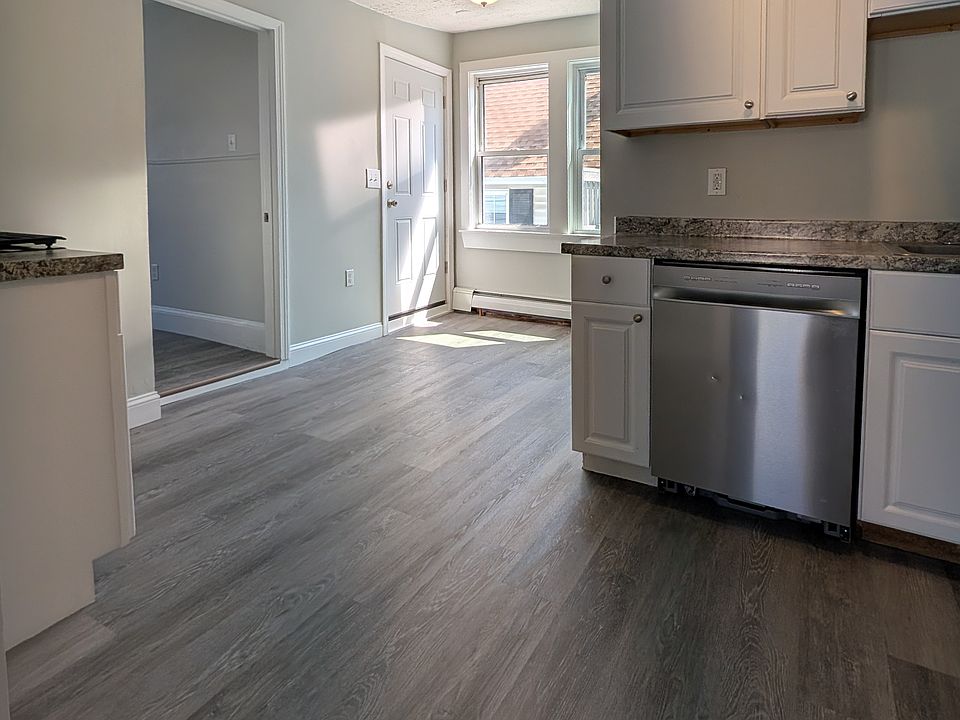 1st image of 114 Shaw St