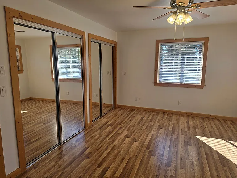 278 Lakewood St — Photo 9