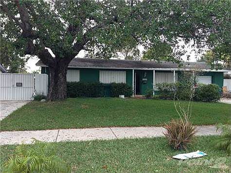 2nd image of 15940 SW 102nd Ave