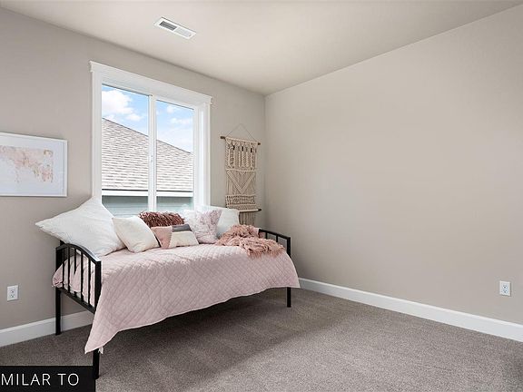 5th image of 1722 S Dewberry Pl