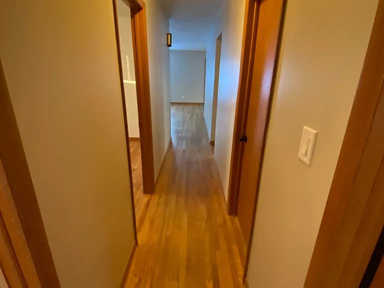 1237 W Pleasant St — Photo 5