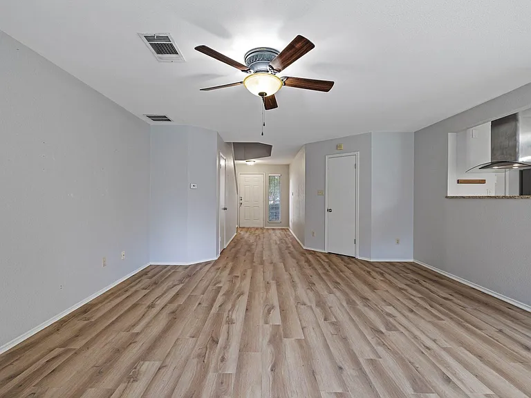 8413 Priest River Dr — Photo 14