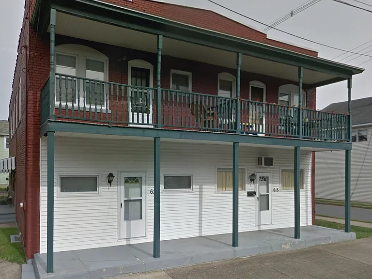 617 Fellows Ave #1 — Photo 9