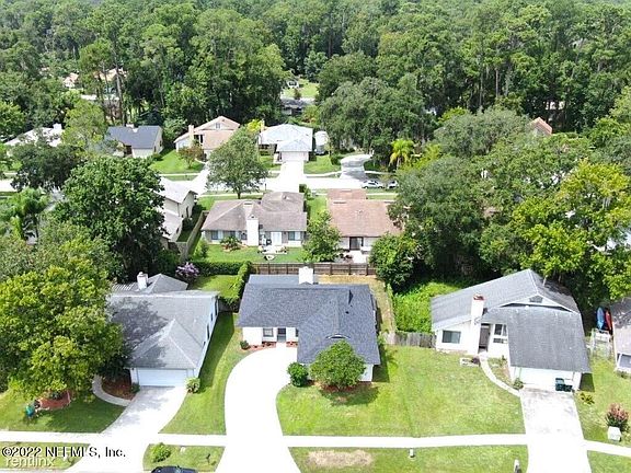3rd image of 11628R Tyndel Creek Ln