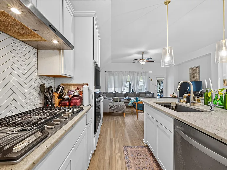 1330 Vinter Meadows Ln — Photo 12