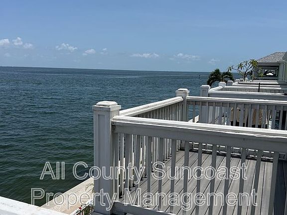 5th image of 5066 Coquina Key Dr SE