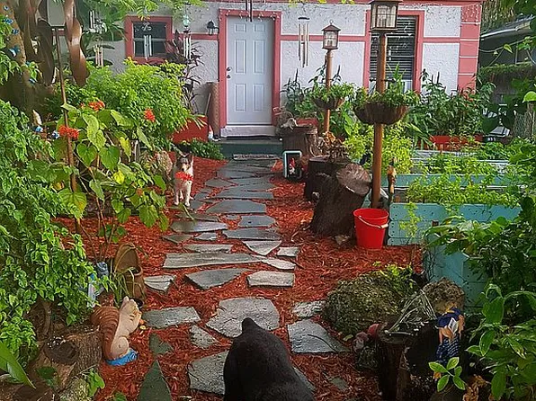 784 NW 65th St, Miami, FL 33150