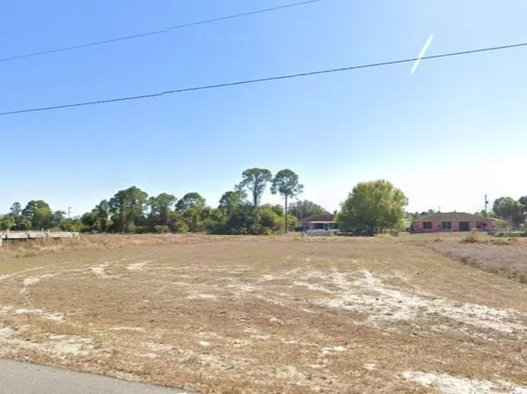1244 Fontana St E, Lehigh Acres, FL 33974