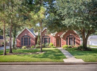 515 W North Hill Dr, Spring, TX 77388
